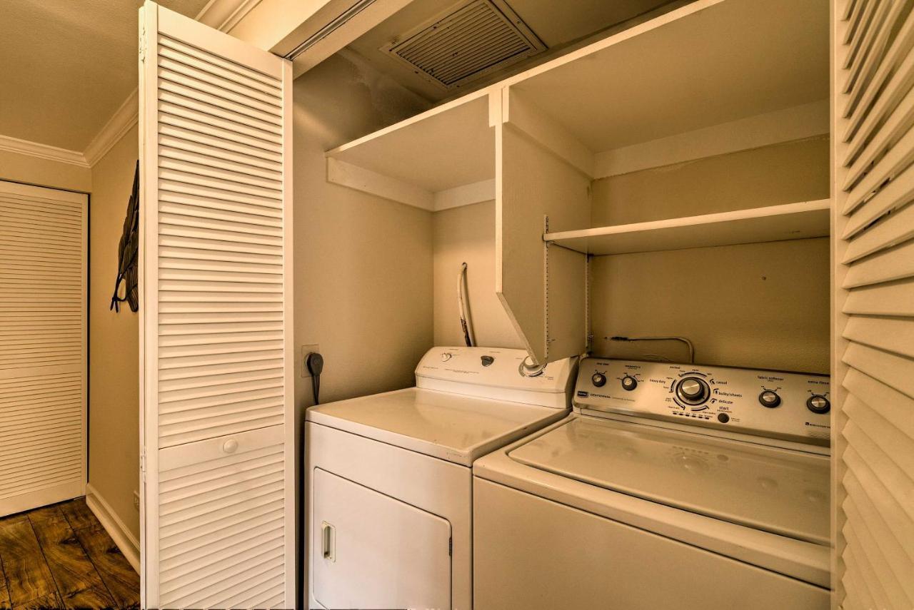 Downtown Air Conditioned Condo Walk To Beaches Kailua-Kona Exterior photo